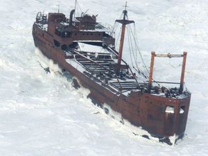 Ithaca, aground near Churchill.JPG