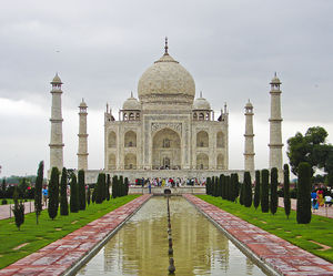 Taj Mahal, overcast.jpg