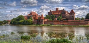 Malbork Castle, 2010.jpg